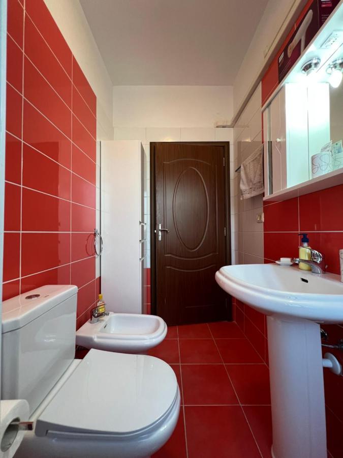 City Center Apartment In Shkodër Eksteriør bilde