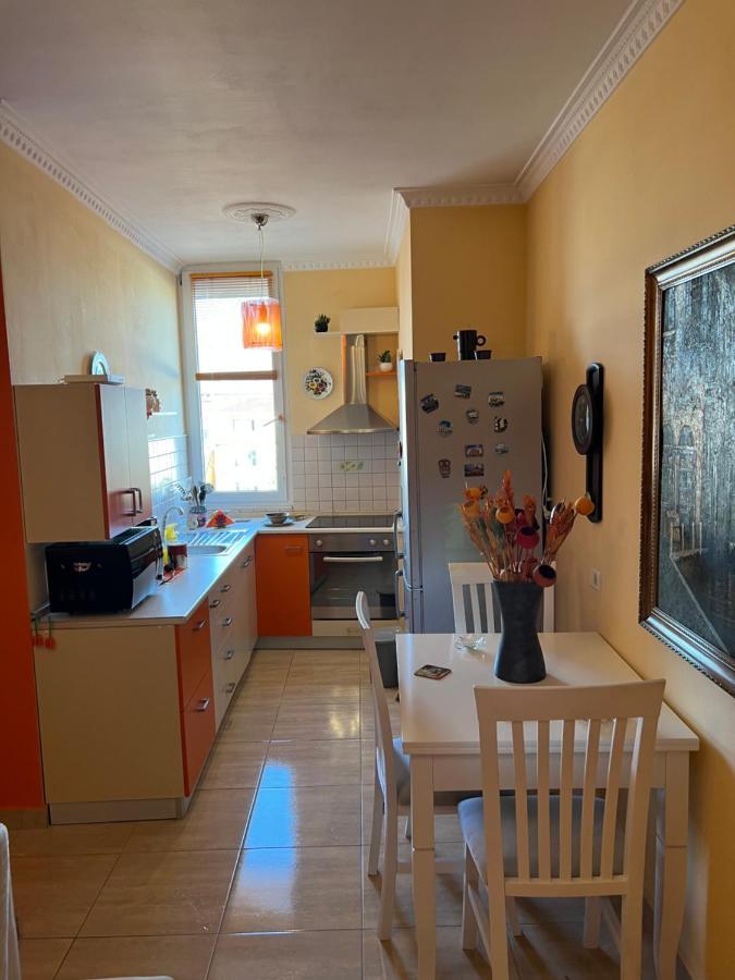 City Center Apartment In Shkodër Eksteriør bilde