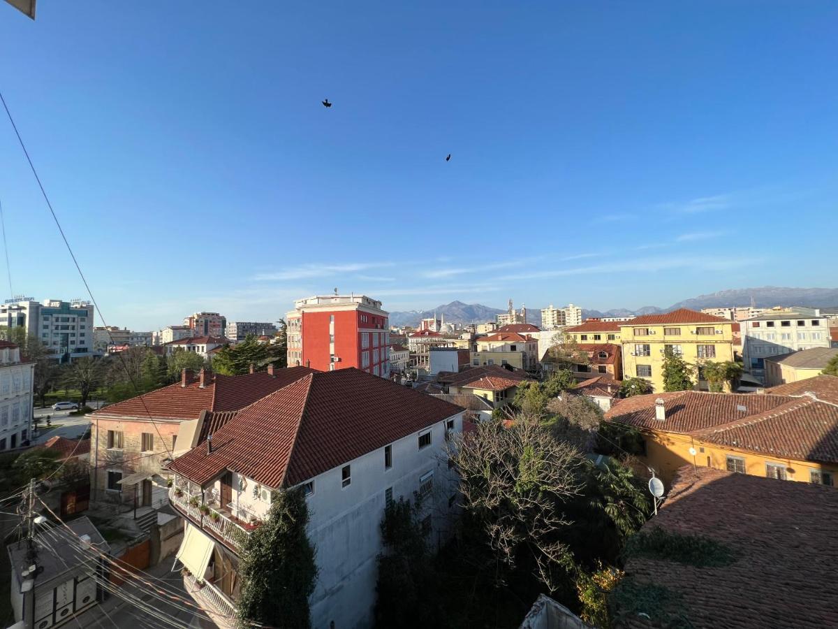 City Center Apartment In Shkodër Eksteriør bilde