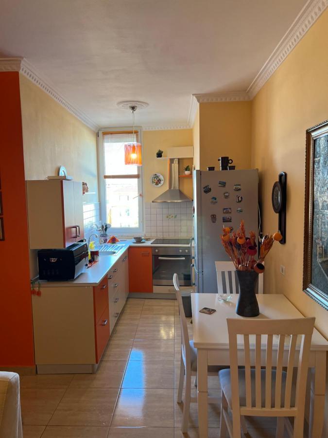 City Center Apartment In Shkodër Eksteriør bilde